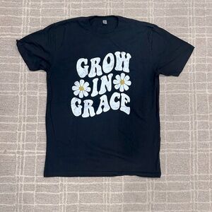 UNBRANDED • Groovy Vibes T-Shirt